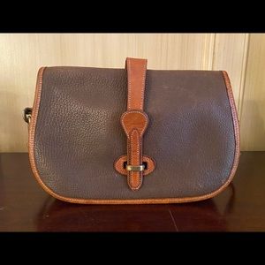 Vintage Dooney Bourke leather purse